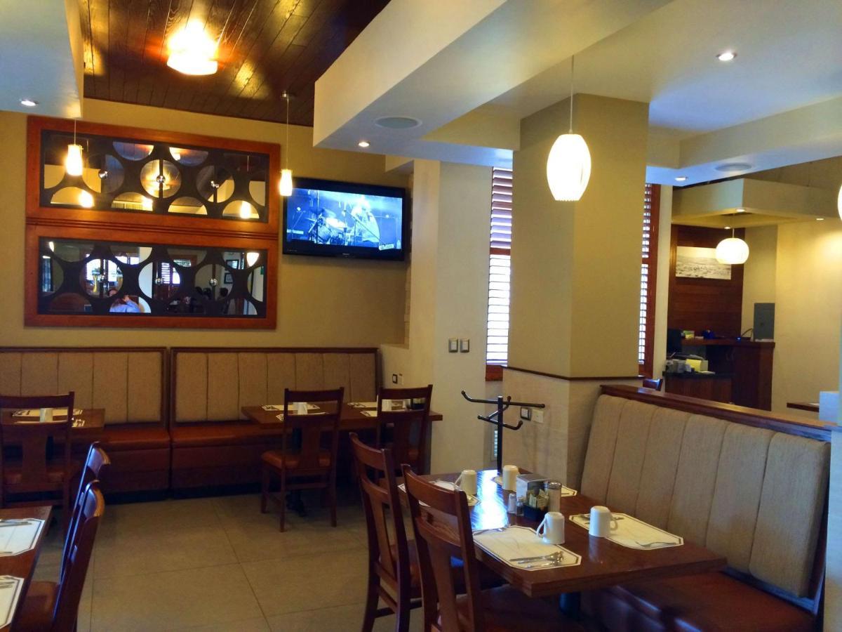 Best Western Cumbres Inn Cd. Cuauhtemoc المظهر الخارجي الصورة